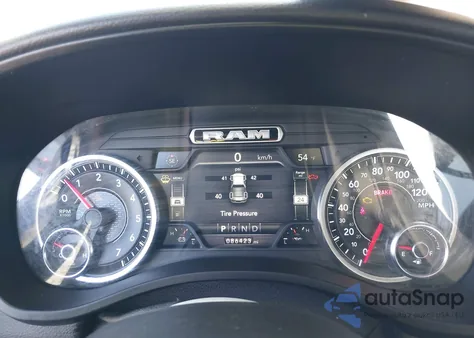 2019 Ram 1500 Big Horn/Lone Star 4X2 5'7 Box from USA, damaged, VIN 1C6RREFT9KN851772